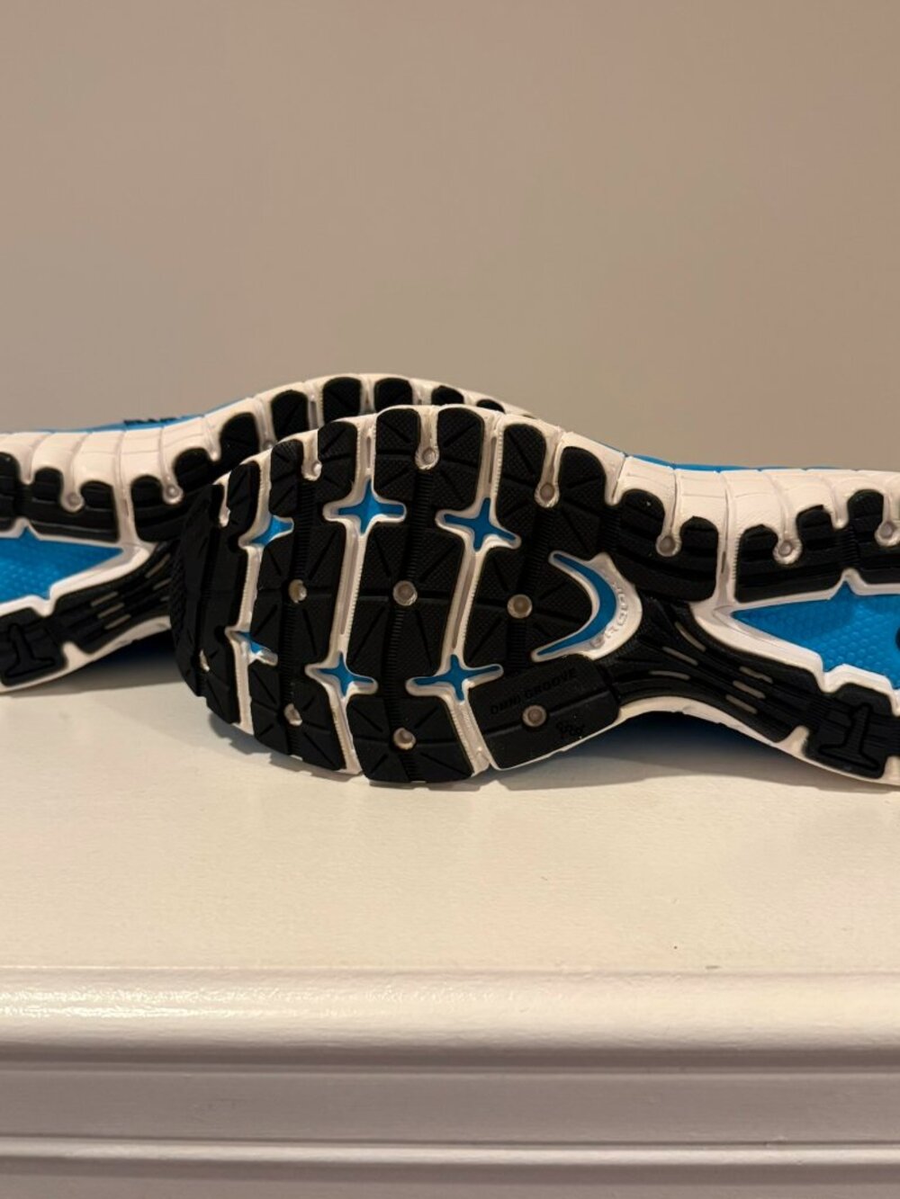 Brooks Glycerin 11 Running Shoes NWT Women 8 Blue White Silver - Picture 2 of 7